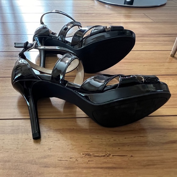 NWOT 🖤 black sandal heels (unisa brand) - Picture 4 of 4